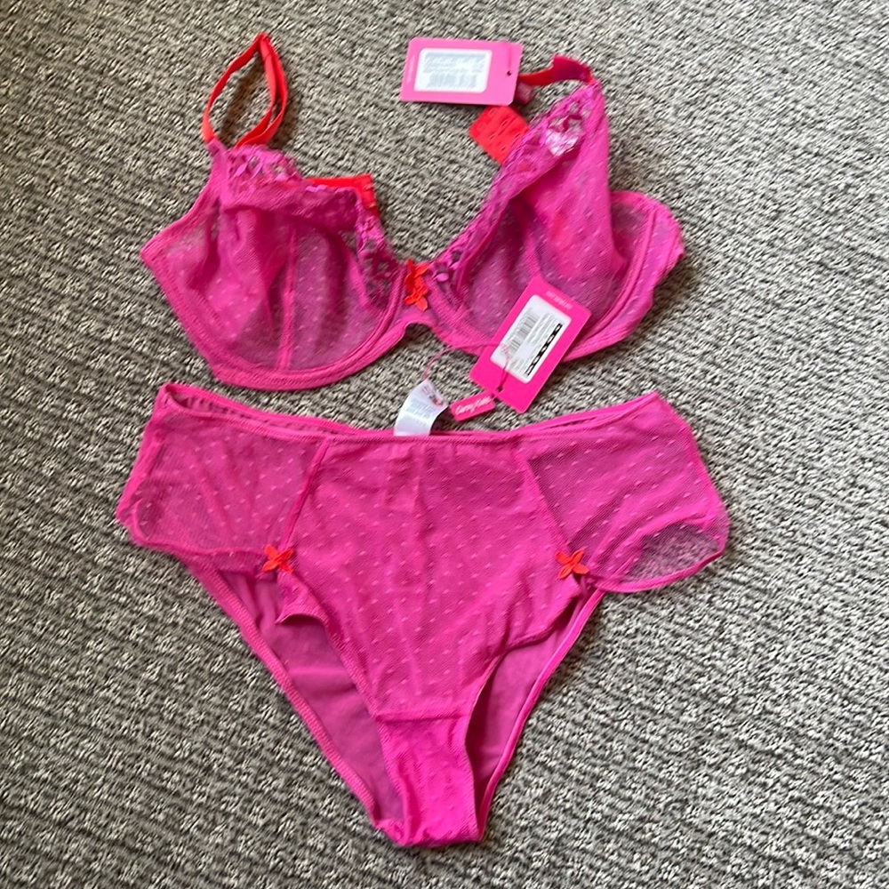 Curvy Kate pink and red bra and panty.